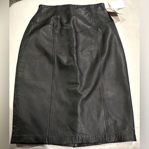 Hasting & Smith leather skirt vintage size 10 (runs small)